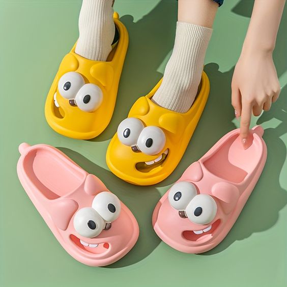 Chinelo Big Eyes Dog Slippers