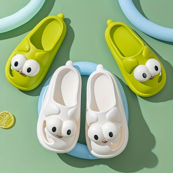 Chinelo Big Eyes Dog Slippers